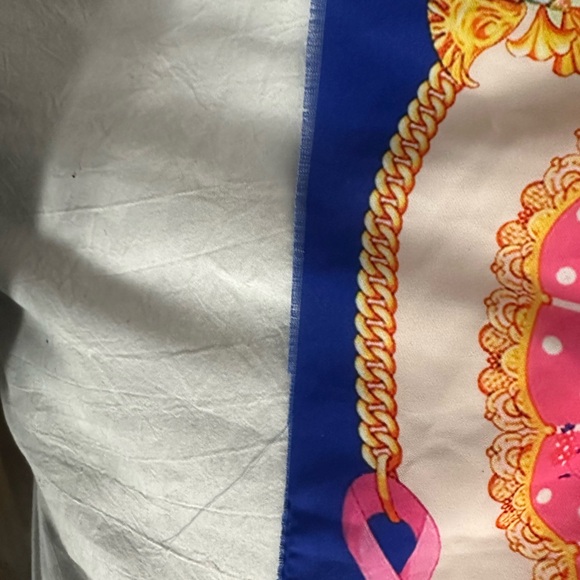 Versace styled print fabric - Picture 5 of 8